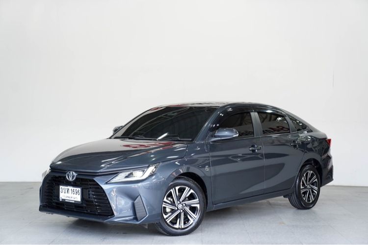 Toyota Yaris ATIV 2022 1.2 Smart Sedan เบนซิน ไม่ติดแก๊ส เกียร์อัตโนมัติ เทา