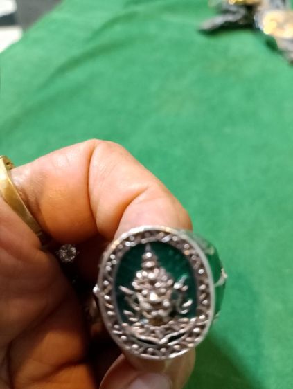 แหวนเงินท้าวเวสสุวรรณลงยาสีเขียว รูปที่ 5