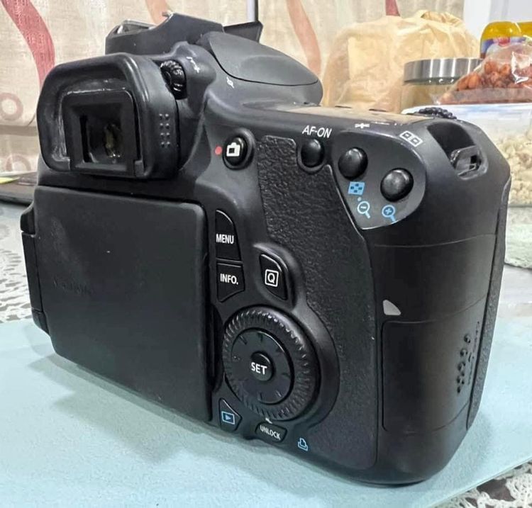 ขายกล้อง Canon 60D และเลนส์ 18-55is ll ครับ รูปที่ 3