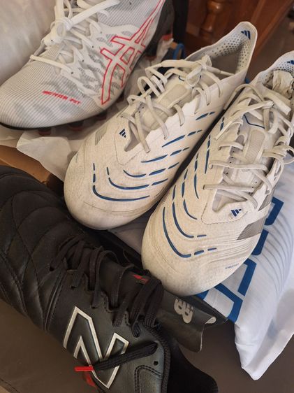 UK 9 | EU 43 1/3 | US 9.5 รองเท้าราคาเหมา