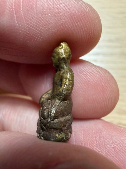 พระชัยไพรี วัดบวร เนื้อเก่ามาก รูปที่ 3