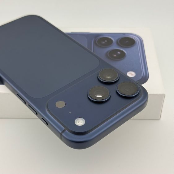 256 GB iPhone 17 Pro 256gb อายุ 1เดือน สุขภาพแบต100