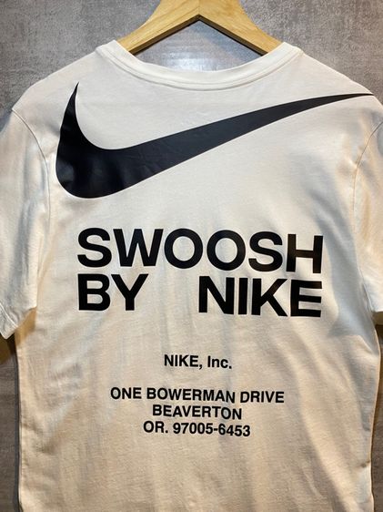 เสื้อยืด Nike Swoosh Tee White รูปที่ 5