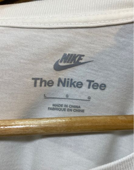 เสื้อยืด Nike Swoosh Tee White รูปที่ 12