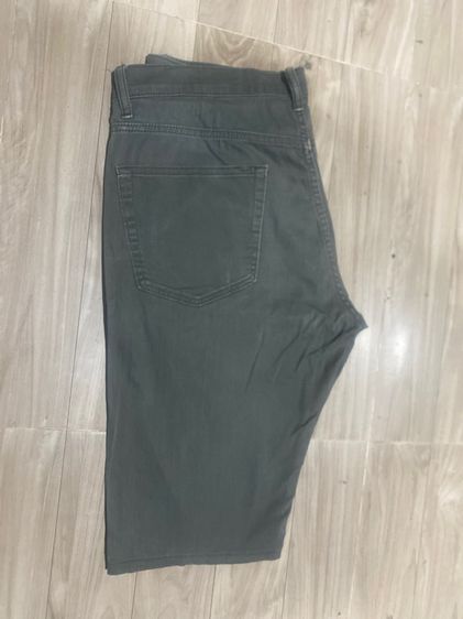 ขายกางเกงขาสั้น เบร์น UNIQLO เอว 36“ รูปที่ 4