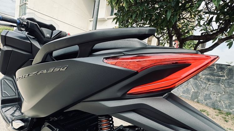 Honda forza350 รูปที่ 7