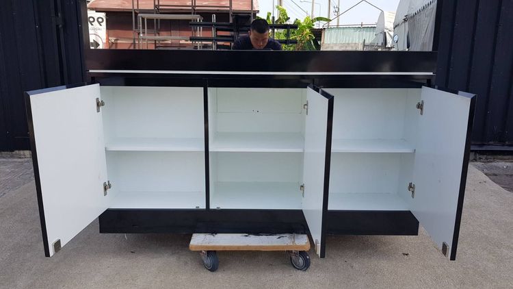 ตู้โชว์กระจก ตู้โชว์เครื่องสำอางไม้ 2 บานเปิดกระจก 3 บานเปิดไม้ สีดำ รูปที่ 7