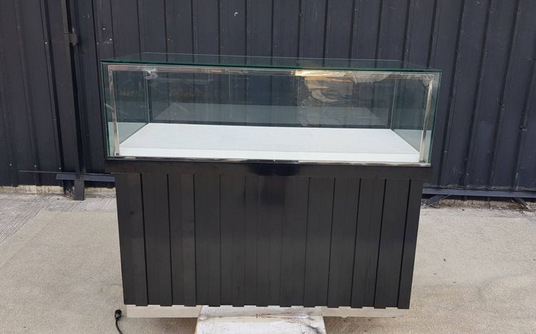 ตู้โชว์กระจก 1 รางเลื่อน 2 บานเปิดไม้