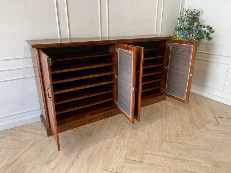 ตู้รองเท้าไม้สัก 4 บานเปิด 7 ชั้นวาง สีน้ำตาล รูปที่ 5