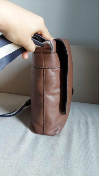 Coach cross body ของแท้ รูปที่ 4