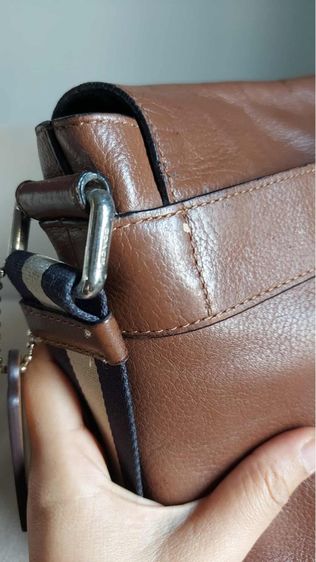 Coach cross body ของแท้ รูปที่ 10