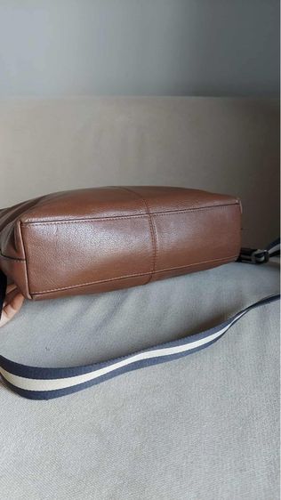 Coach cross body ของแท้ รูปที่ 9