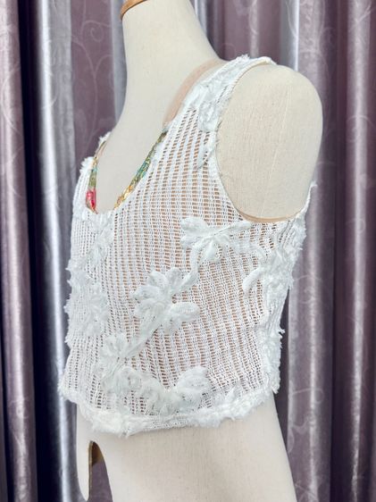 วันนี้พร้อมส่งทันทีและพร้อม Express Delivery ครับ เสื้อ crop top LynAround ผ้านุ่มมีซับในระบายพริ้ว รูปที่ 8