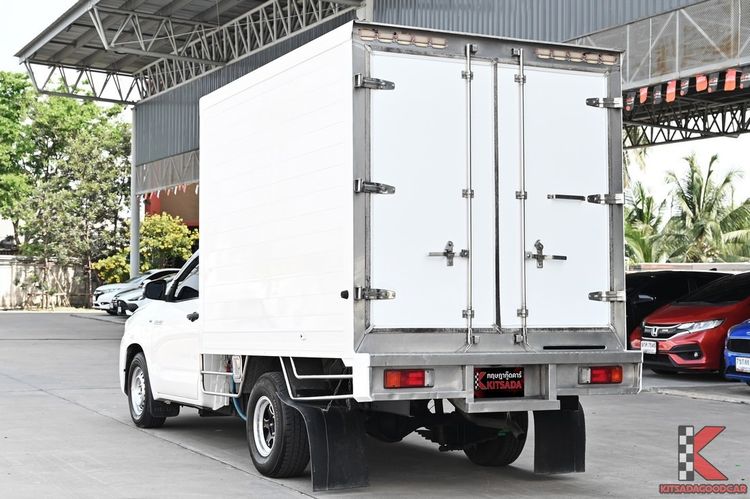 Toyota Hilux Revo 2023 2.4 Entry Pickup ดีเซล ไม่ติดแก๊ส เกียร์ธรรมดา ขาว รูปที่ 3