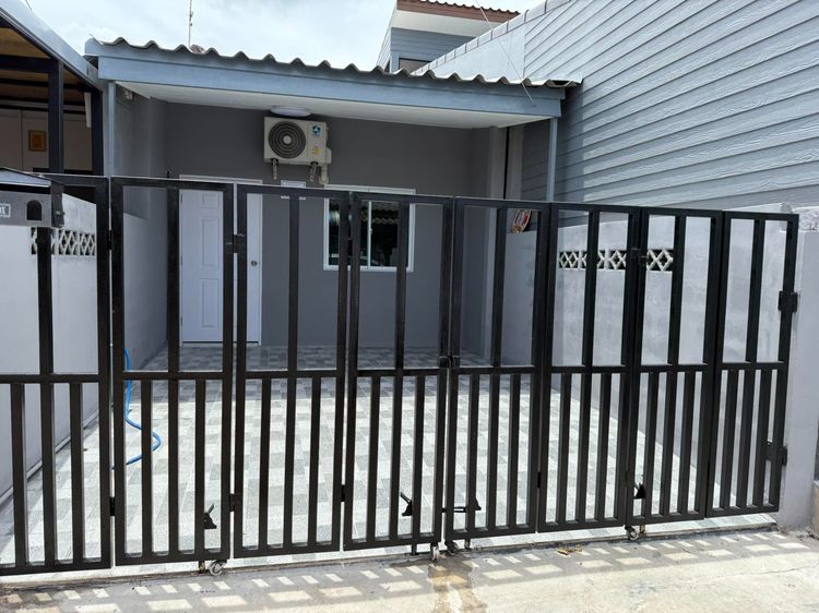 อื่นๆ มีบางส่วน ขายทาวน์เฮ้าส์ชั้นเดียว พร้อมอยู่ ทำเลทอง 300 ถึงตลาด ฟรีโอน ต่อรองได้ รูปที่ 3