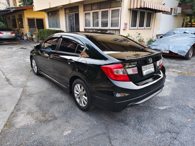 Honda Civic 2013 1.8 E i-VTEC Sedan เบนซิน ไม่ติดแก๊ส เกียร์อัตโนมัติ ดำ รูปที่ 3