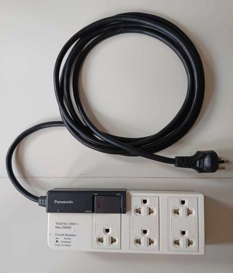 ปลั๊กสามตรา มือสอง สภาพดี Panasonic ปลั๊กไฟ 5 ช่อง พร้อมสวิตซ์ เปิด-ปิด รุ่น WCHG 28352 สายไฟยาว 3 เมตร สี White

ปลั๊ก 5 ช่อง กับ สวิตซ์  รูปที่ 4