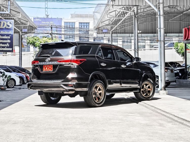 Toyota Fortuner 2017 2.4 V Utility-car ดีเซล เกียร์อัตโนมัติ น้ำตาล รูปที่ 3