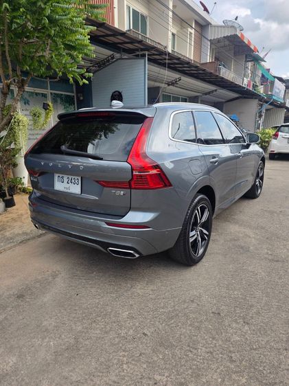 Volvo XC60 2018 2.0 Plus T8 Plug-in Hybrid AWD Utility-car ปลั๊กอินไฮบริด (PHEV) ไม่ติดแก๊ส เกียร์อัตโนมัติ เทา รูปที่ 4