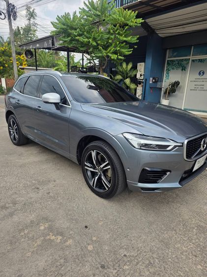 Volvo XC60 2018 2.0 Plus T8 Plug-in Hybrid AWD Utility-car ปลั๊กอินไฮบริด (PHEV) ไม่ติดแก๊ส เกียร์อัตโนมัติ เทา รูปที่ 2