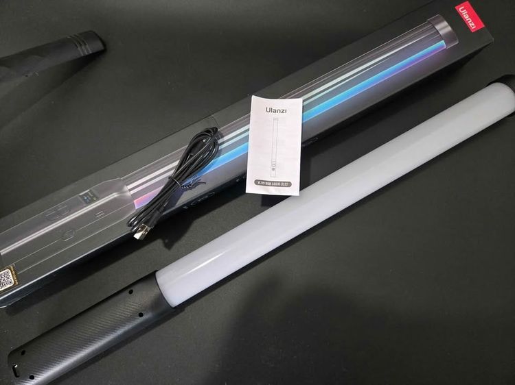 Ulanzi VL119 RGB Handheld Light Wand ไฟสตูดิโอ ไฟแท่ง LED ไฟถ่ายภาพ ปรับได้ 360สี มีเอฟเฟ็กต์ มือสอง