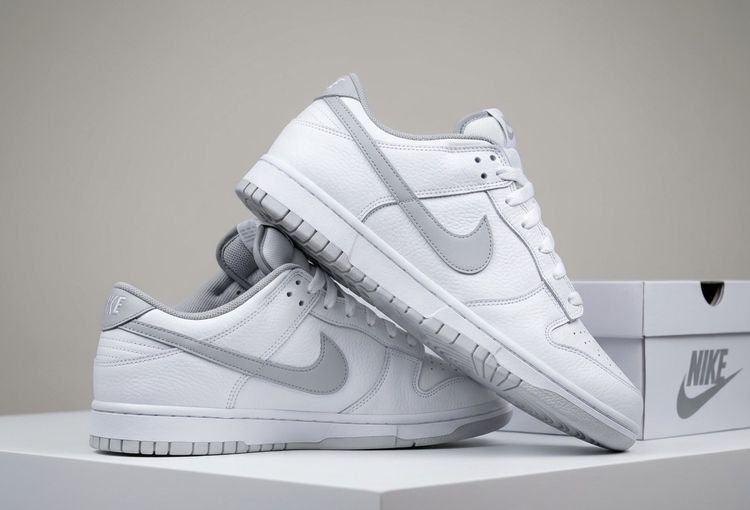 รองเท้าผ้าใบ หนัง PU UK 9 | EU 43 1/3 | US 9.5 ขาว Nike Dunk Low Grey Fog 👟