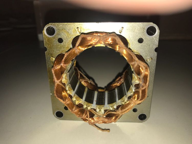 อะไหล่ มอเตอร์พัดลม คอยล์พัดลม สเตเตอร์ ใช่ทดแทนพัดลม16นิ้ว เหล็กหนา20มิล มอเตอร์พัดลม คอยล์พัดลม สเตเตอร์ ใช่ทดแทนพัดลม16นิ้ว เหล็กหนา20มิล รูปที่ 2