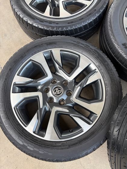 ล้อแม็กพร้อมยางฟอร์จูนเนอร์20“ รูปที่ 8