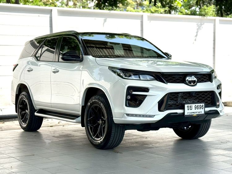Toyota Fortuner 2019 2.4 G Utility-car ดีเซล ไม่ติดแก๊ส เกียร์อัตโนมัติ ขาว รูปที่ 2