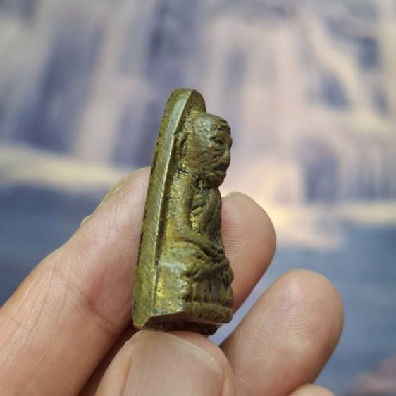 รูปหล่อเตารีดหลวงพ่อทวดปี06 วัดใหม่อัมพรโคราช สภาพพอสวยครับ รูปที่ 5