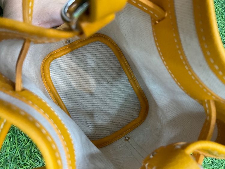 กระเป๋าหนังแท้ สีเหลือง รูปที่ 10