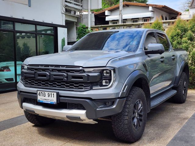 รถ Ford Ranger Raptor 3.0L V6 Twin-Turbo EcoBoost 4x4 สี เทา