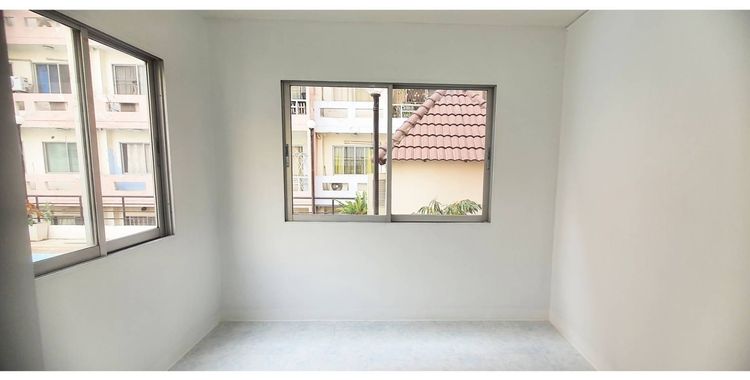 อื่นๆ ไม่อนุญาต ไม่มี สร้างเสร็จก่อน 2010 ขายด่วน คอนโด 2 ห้องนอน ย่านจตุจักร  รูปที่ 4