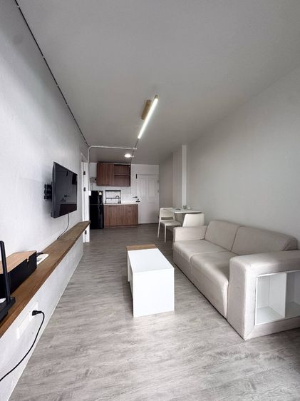 อื่นๆ ไม่อนุญาต สร้างเสร็จก่อน 2010 ขายด่วน คอนโด ตกแต่งใหม่พร้อมเข้าอยู่ ย่านจตุจักร รูปที่ 4