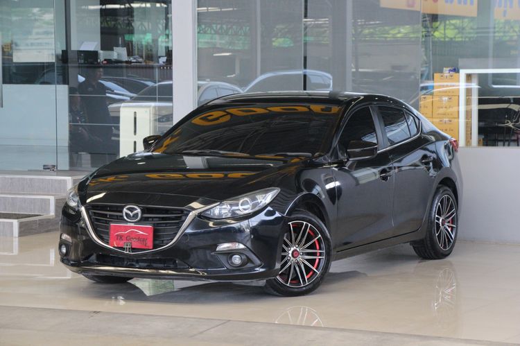 รถ Mazda Mazda3 2.0 C สี ดำ