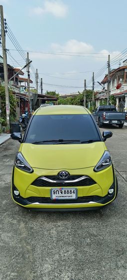Toyota Sienta 2019 1.5 V Sedan เบนซิน ไม่ติดแก๊ส เกียร์อัตโนมัติ เขียว รูปที่ 2