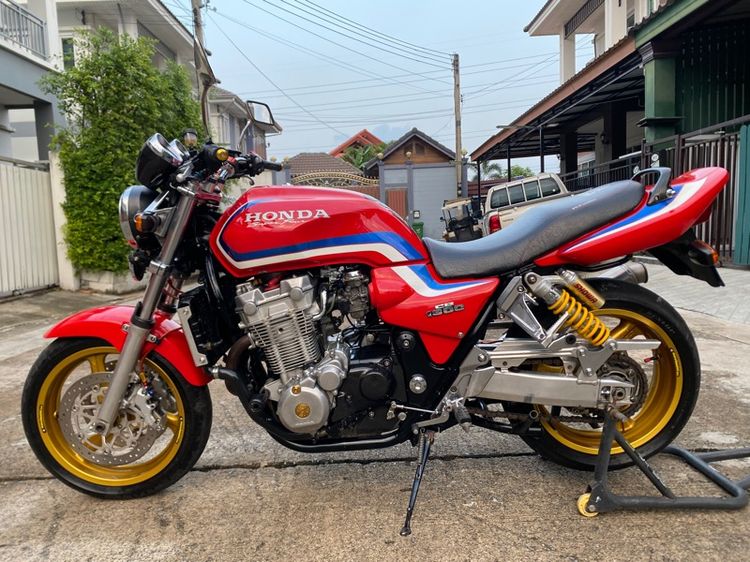 CB1300 รูปที่ 2