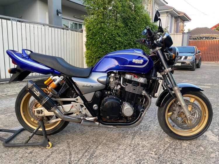 cB1300