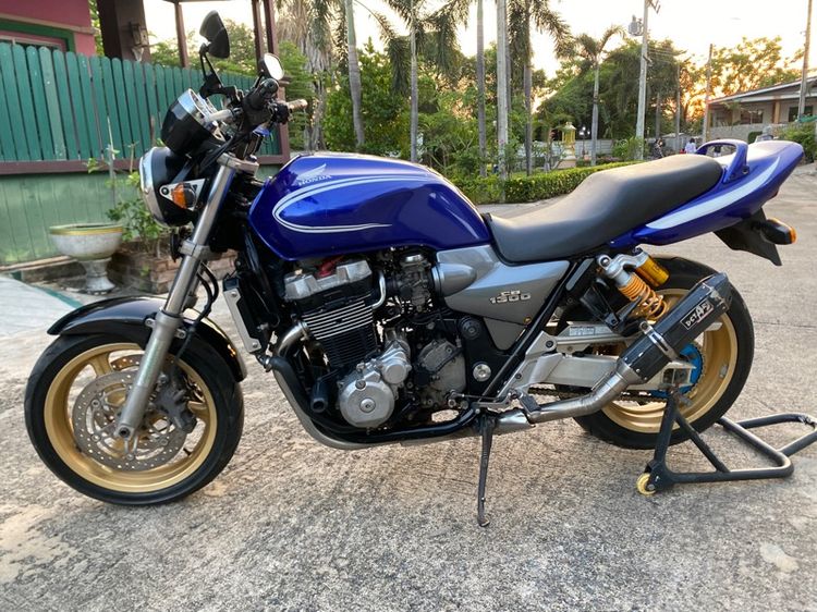 cB1300 รูปที่ 2