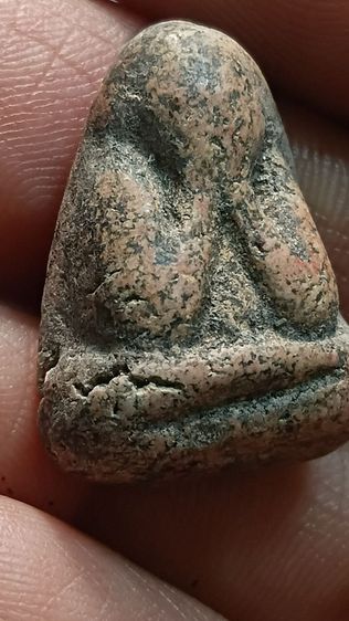 พระปิดตาเนื้อดิน หลังแบบ หลวงพ่อแก้ว รูปที่ 3