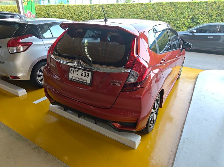 Honda Jazz 2017 1.5 RS i-VTEC Sedan เบนซิน ไม่ติดแก๊ส เกียร์อัตโนมัติ ส้ม รูปที่ 3