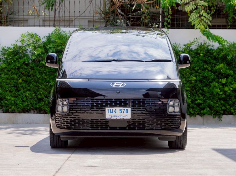 Hyundai Staria 2022 2.2 SEL Utility-car ดีเซล ไม่ติดแก๊ส เกียร์อัตโนมัติ ดำ รูปที่ 2