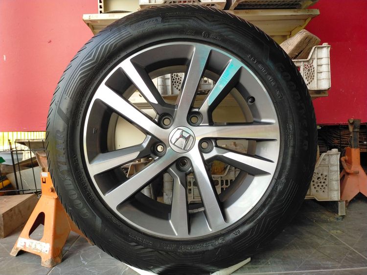 แม็กฮอนด้า ขอบ16 พร้อมยางกู๊ดเยียร์ 215 55 16 ปี24 แม็กสวยทุกวง ไม่ดุ้งไม่คดไม่แตก ยางสวยทุกเส้นใส่ civic ได้ทุกรุ่น รูปที่ 4