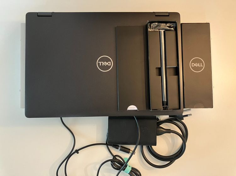 วินโดว์ 8 กิกะไบต์ HDMI Notebook DELL LATITUDE 5300 2in1 Core i5 จอสัมผัส พร้อมปากกาแท้ศูนย์ ใส่ซิมได้ 