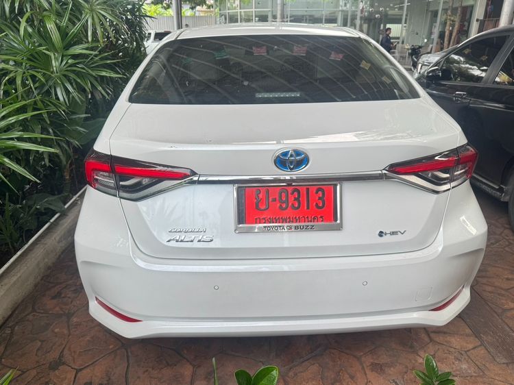 Toyota Altis 2024 1.8 Hybrid Premium Sedan ไฮบริด ไม่ติดแก๊ส เกียร์อัตโนมัติ ขาว รูปที่ 4