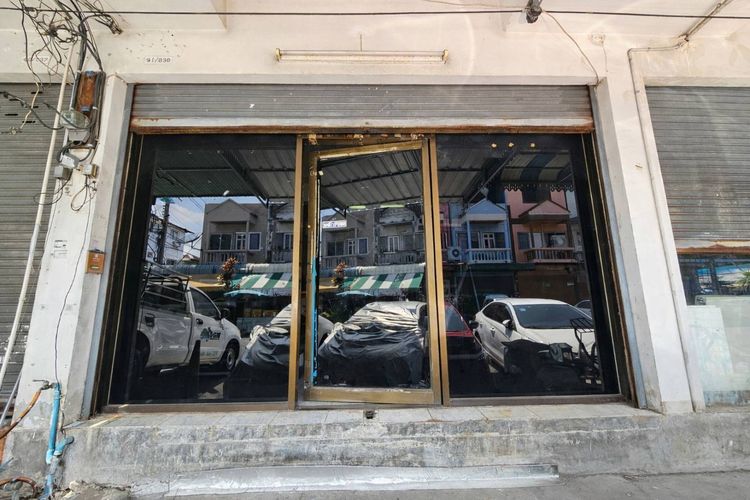 ขายทาวน์เฮ้าส์ทำเลทอง ใกล้รถไฟฟ้า หมู่บ้านทรัพย์ดินทอง  เทพารักษ์  สมุทรปราการ รูปที่ 2