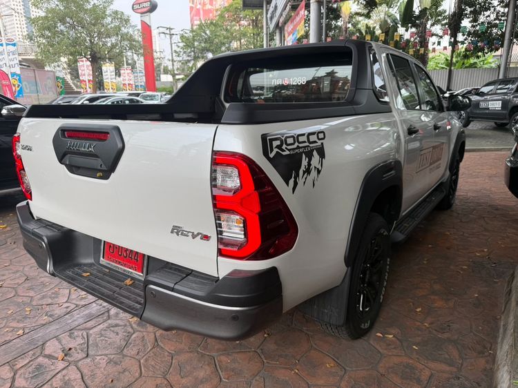 Toyota Hilux Revo 2025 Double Cab Prerunner 2x4 2.4 Rocco Pickup ดีเซล ไม่ติดแก๊ส เกียร์อัตโนมัติ ขาว รูปที่ 3