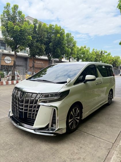 Toyota Alphard 2021 2.5 S C-Package Van เบนซิน ไม่ติดแก๊ส เกียร์อัตโนมัติ ขาว รูปที่ 3