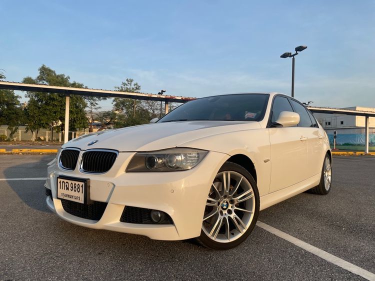 รถ BMW Series 3 320d สี ขาว
