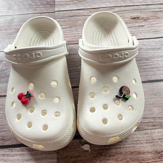 รองเท้าแตะแบบมีหูและแบบสวม ขาว อื่นๆ UK 3.5 | EU 36 | US 5 Crocs รองเท้าโฟม
